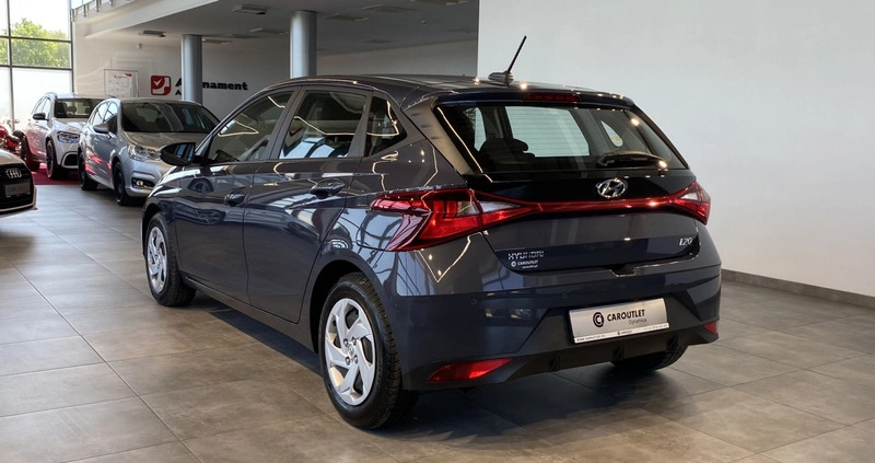 Hyundai i20 cena 63900 przebieg: 27300, rok produkcji 2022 z Kobyłka małe 254